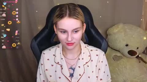 Snapshot of barbieee_doll chatting on September 18, 2025, 4:47 am Eva online show from September 18, 2025, 4:47 am