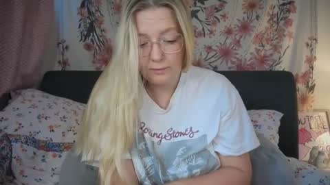 barbiegirl966 online show from January 11, 2026, 9:47 am