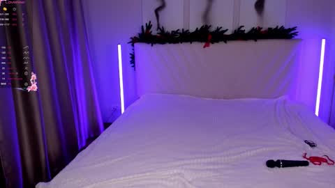 Snapshot of barbielina_ chatting on January 12, 2026, 8:47 pm Emma online show from January 12, 2026, 8:47 pm