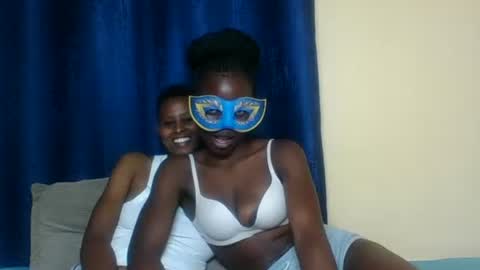 Snapshot of barbies_girles chatting on September 20, 2025, 3:35 pm barbies_girles online show from September 20, 2025, 3:35 pm