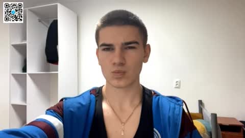 Snapshot of barepulse chatting on December 2, 2025, 7:53 pm Eric online show from December 2, 2025, 7:53 pm