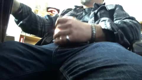 bartender3127 online show from February 22, 2025, 2:08 pm