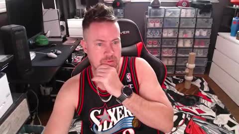 Snapshot of basketballjerseygang chatting on December 3, 2025, 4:05 pm Jordan online show from December 3, 2025, 4:05 pm