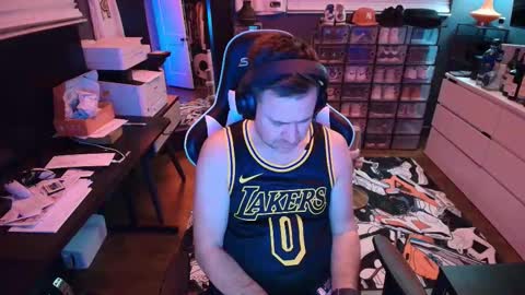 Snapshot of basketballjerseygang chatting on February 2, 2026, 8:13 am Jordan online show from February 2, 2026, 8:13 am