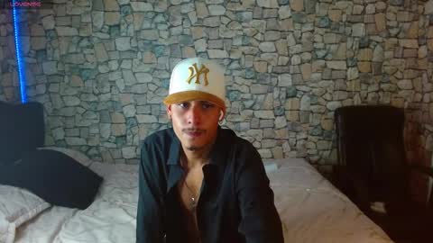 Snapshot of bastiaan_28 chatting on February 13, 2026, 9:33 pm Bastian online show from February 13, 2026, 9:33 pm