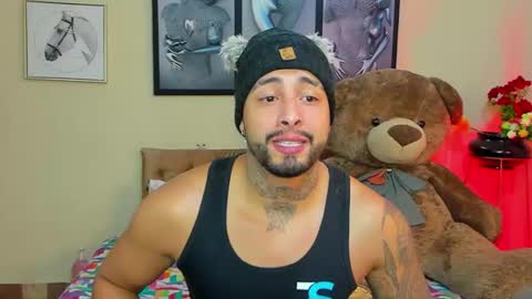 Snapshot of bastian_jones1 chatting on January 30, 2025, 7:07 am bastian_jones1 online show from January 30, 2025, 7:07 am