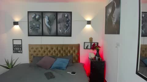 Snapshot of bastian_jones1 chatting on November 22, 2025, 2:10 am bastian_jones1 online show from November 22, 2025, 2:10 am