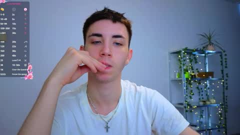 Snapshot of batarol0 chatting on October 3, 2025, 11:29 am mett online show from October 3, 2025, 11:29 am