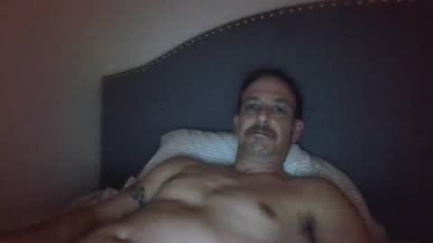 Snapshot of batboy2121 chatting on December 4, 2025, 1:48 am babtboy2121 online show from December 4, 2025, 1:48 am