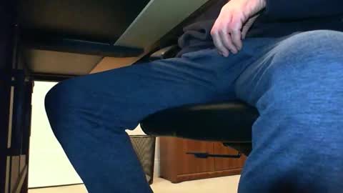 Snapshot of batebro13 chatting on March 3, 2026, 2:34 pm BateBro13 online show from March 3, 2026, 2:34 pm