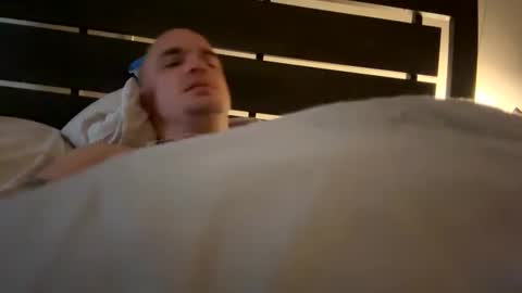 Snapshot of battlewolfxx chatting on December 19, 2024, 7:40 pm battlewolfxx online show from December 19, 2024, 7:40 pm