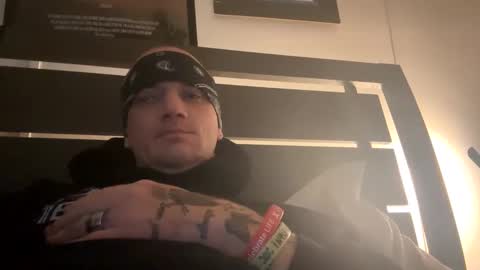 Snapshot of battlewolfxx chatting on December 20, 2024, 3:58 am battlewolfxx online show from December 20, 2024, 3:58 am