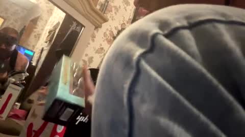 Snapshot of battlewolfxx chatting on January 3, 2025, 11:23 pm battlewolfxx online show from January 3, 2025, 11:23 pm