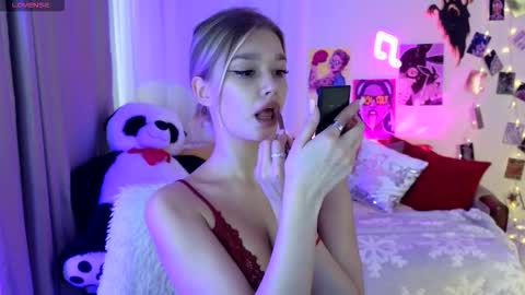 Snapshot of battymelody chatting on November 13, 2025, 10:14 am atty online show from November 13, 2025, 10:14 am