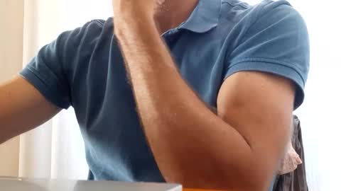 baxter78 online show from September 12, 2025, 2:06 pm