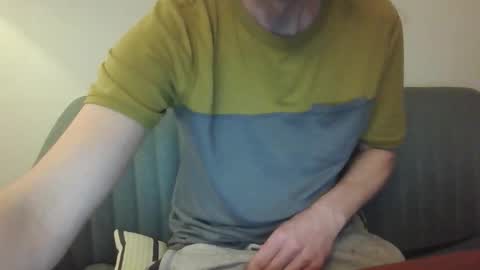 Snapshot of bayern_xl chatting on December 15, 2025, 6:56 pm bayern_xl online show from December 15, 2025, 6:56 pm