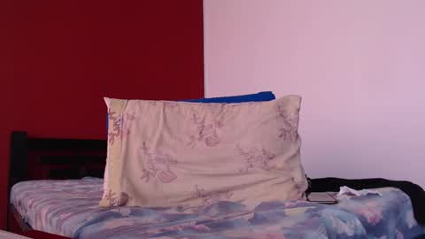 bayonette_black online show from January 13, 2025, 3:15 pm