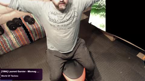 Snapshot of bazzz_8 chatting on December 4, 2024, 6:50 pm bazzz_8 online show from December 4, 2024, 6:50 pm