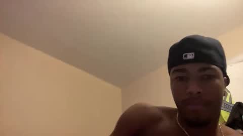 Snapshot of bb_colin chatting on November 17, 2025, 4:13 pm bb_colin online show from November 17, 2025, 4:13 pm