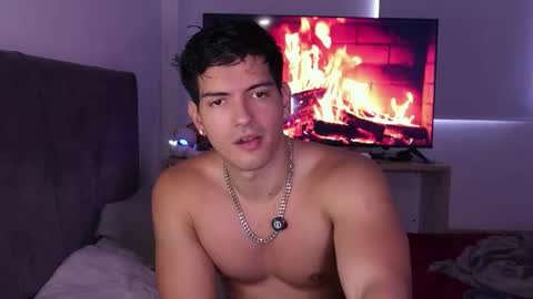 Snapshot of bbbeachboy chatting on February 11, 2026, 9:20 pm Valentino online show from February 11, 2026, 9:20 pm