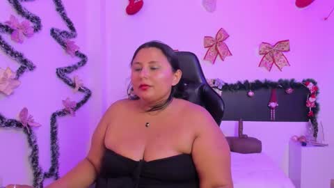 Cindy online show from December 19, 2025, 3:24 am