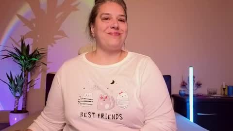 Snapshot of bbw_goddes chatting on February 20, 2026, 8:27 am Love online show from February 20, 2026, 8:27 am