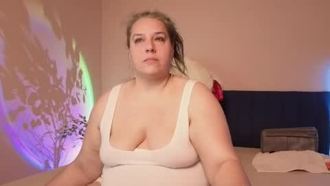 Love online show from May 25, 2026, 9:26 am