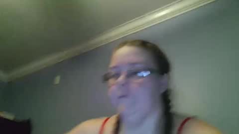 bbwgamergirl93 online show from April 16, 2026, 2:34 am