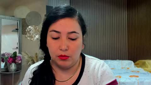 bbwluxurymuse online show from May 7, 2026, 11:15 am