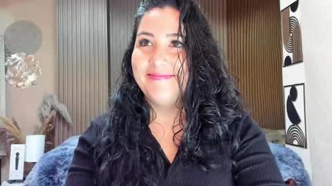 bbwluxurymuse online show from May 28, 2026, 11:40 am