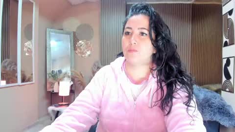 bbwluxurymuse online show from May 29, 2026, 11:19 am