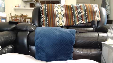 Julie online show from February 10, 2025, 11:13 pm