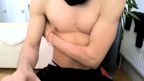 Snapshot of bbxx_2 chatting on February 18, 2025, 3:43 pm bbxx_2 online show from February 18, 2025, 3:43 pm