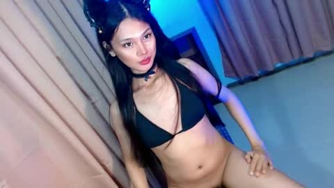 Snapshot of bby_zemira chatting on July 10, 2026, 9:56 am URE BBY ZEMIRA online show from July 10, 2026, 9:56 am