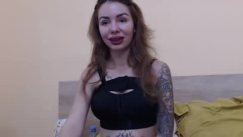 Melissa online show from October 16, 2025, 7:53 am