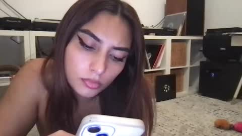 Snapshot of bbypiamia chatting on October 17, 2025, 5:32 am bbypiamia online show from October 17, 2025, 5:32 am