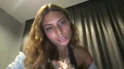 bbypiamia online show from April 8, 2026, 1:33 pm