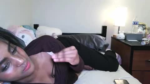 princessrumi online show from December 15, 2025, 9:57 am