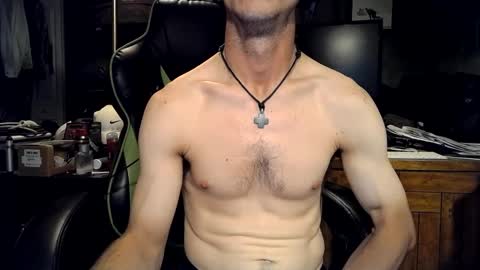 Snapshot of bchillin28 chatting on September 22, 2025, 7:16 pm bchillin28 online show from September 22, 2025, 7:16 pm