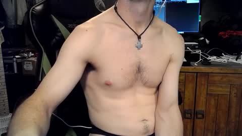 Snapshot of bchillin28 chatting on January 17, 2026, 5:23 am bchillin28 online show from January 17, 2026, 5:23 am