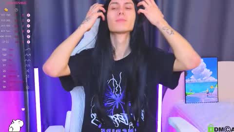 Aiden online show from December 16, 2025, 11:32 pm