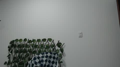 Sara  Juan online show from June 20, 2026, 3:09 am