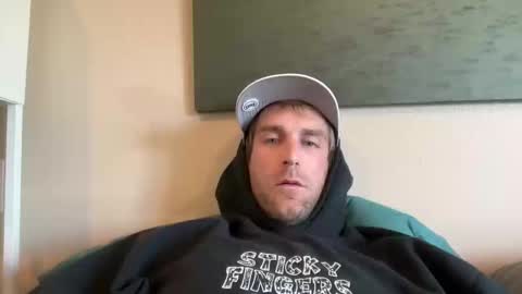 beach_bum_69 online show from March 7, 2025, 10:10 pm