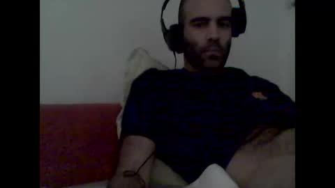 bear14250949 online show from November 26, 2025, 5:03 pm