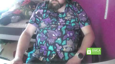 bear90130 online show from October 13, 2025, 10:37 am