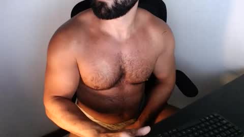 Beard Guy online show from November 8, 2025, 4:40 pm