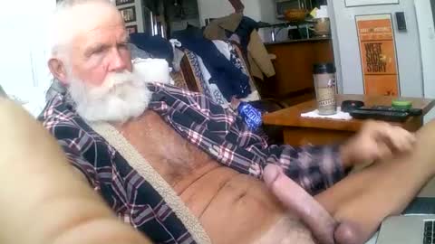 beardbushy online show from February 17, 2025, 4:15 pm