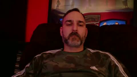 Snapshot of beardedambition chatting on February 22, 2026, 5:00 pm beardedambition online show from February 22, 2026, 5:00 pm