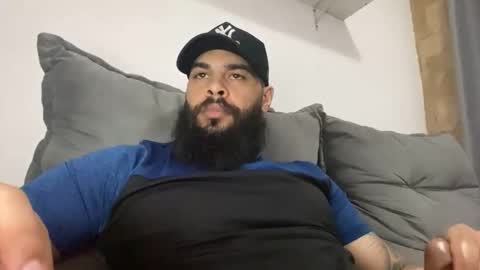 Snapshot of beardmax chatting on November 29, 2025, 3:31 am Min online show from November 29, 2025, 3:31 am