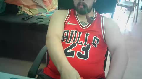 beartsmkr online show from October 15, 2025, 7:25 pm